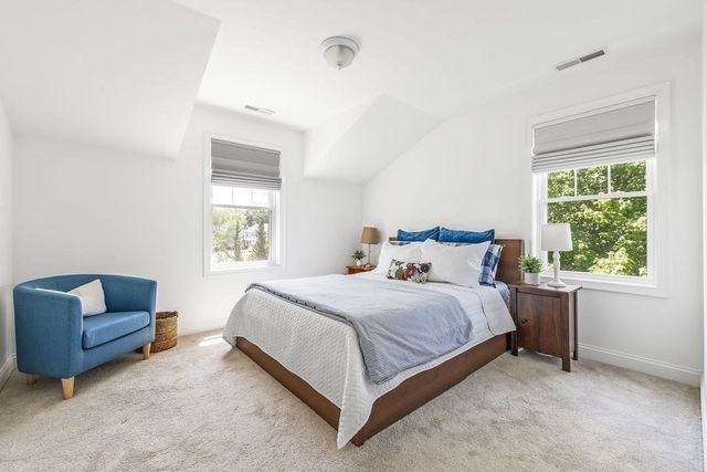 30 Webster St 4, Needham, MA 02494