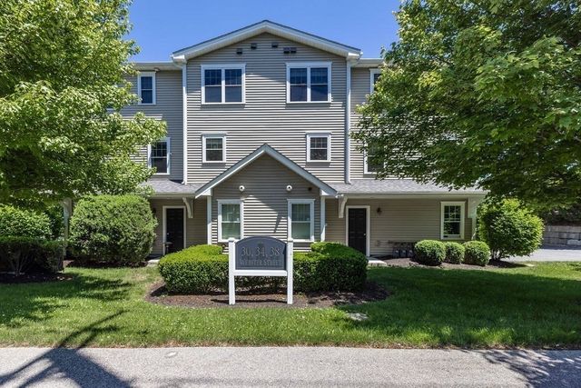 30 Webster St 4, Needham, MA 02494