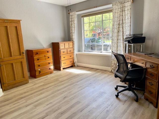 1713 Walnut Blossom Way, Modesto, CA 95355