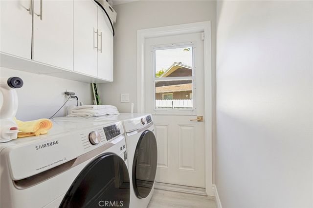 8352 Capps, Northridge, CA 91324