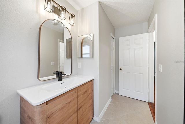 245 HOLLINGSHEAD LOOP, Davenport, FL 33896