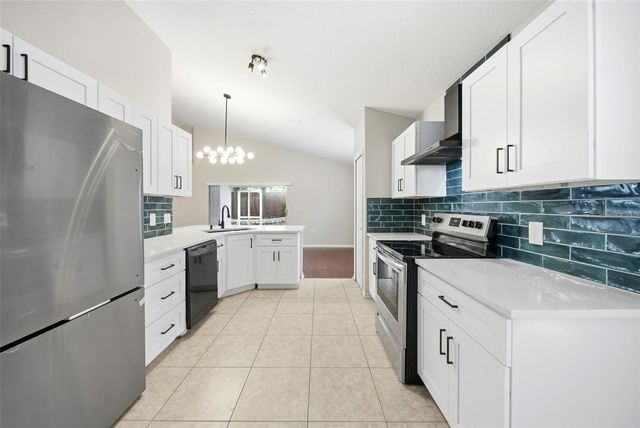 245 HOLLINGSHEAD LOOP, Davenport, FL 33896