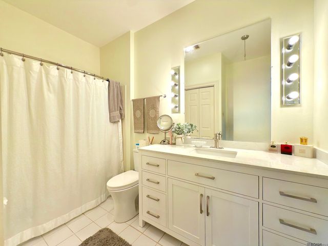 1342 Applewood Rd, Baton Rouge, LA 70808