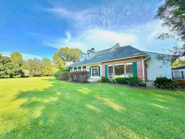 1342 Applewood Rd, Baton Rouge, LA 70808