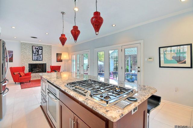 1342 Applewood Rd, Baton Rouge, LA 70808