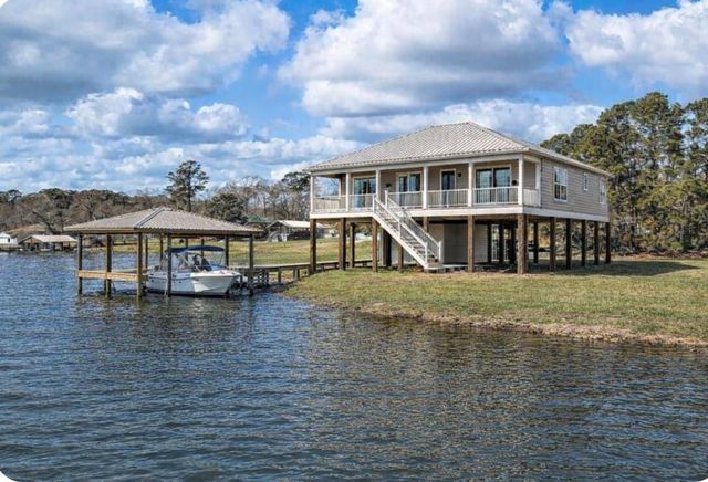 52 Cypress Bend, Huntsville, TX 77340