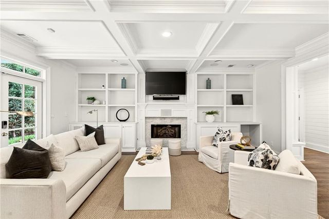 111 Habersham Valley Road NW, Atlanta, GA 30305