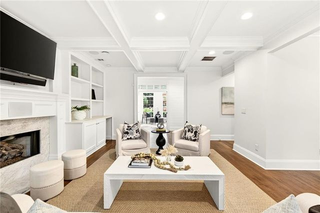 111 Habersham Valley Road NW, Atlanta, GA 30305