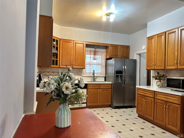 44 Claremont Place, Mount Vernon, NY 10553