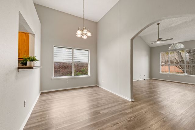 4504 Fargo Drive, Grand Prairie, TX 75052