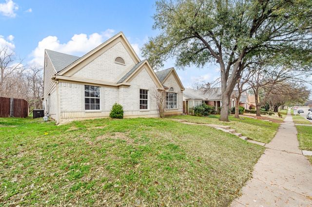 4504 Fargo Drive, Grand Prairie, TX 75052