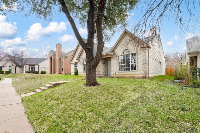 4504 Fargo Drive, Grand Prairie, TX 75052