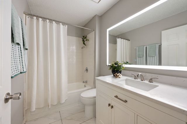 4504 Fargo Drive, Grand Prairie, TX 75052