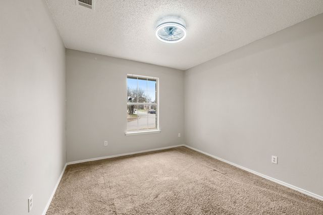 4504 Fargo Drive, Grand Prairie, TX 75052