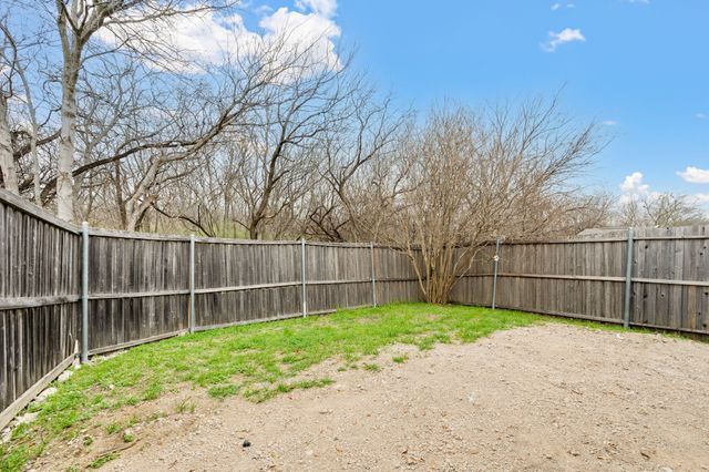 4504 Fargo Drive, Grand Prairie, TX 75052