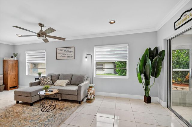 6700 Overland Drive, Delray Beach, FL 33484