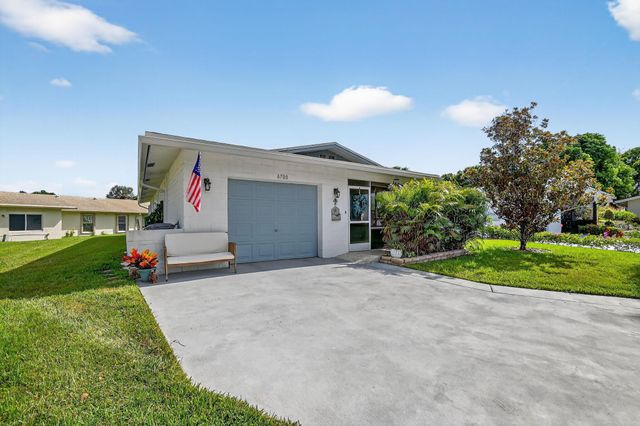 6700 Overland Drive, Delray Beach, FL 33484