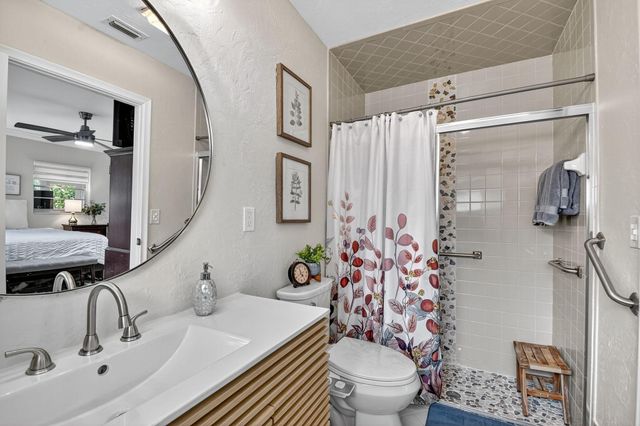 6700 Overland Drive, Delray Beach, FL 33484