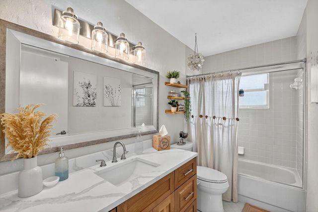 6700 Overland Drive, Delray Beach, FL 33484