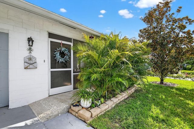 6700 Overland Drive, Delray Beach, FL 33484