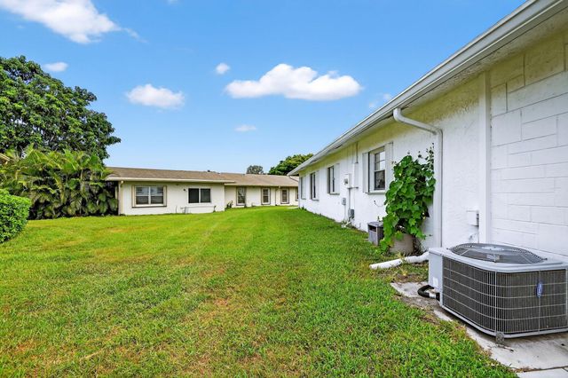 6700 Overland Drive, Delray Beach, FL 33484