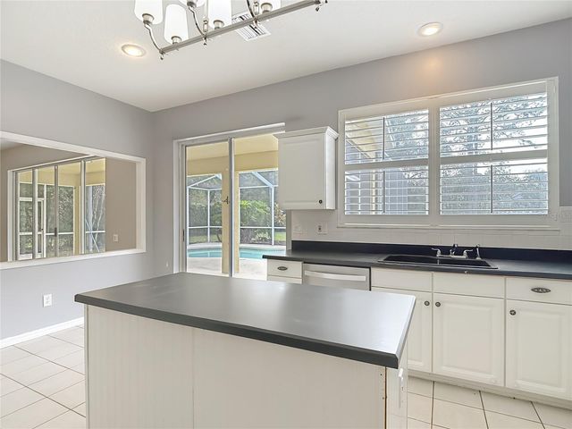 8708 BAY LAUREL COURT, Tampa, FL 33647