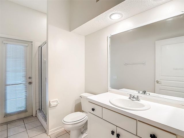 8708 BAY LAUREL COURT, Tampa, FL 33647