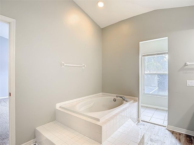 8708 BAY LAUREL COURT, Tampa, FL 33647