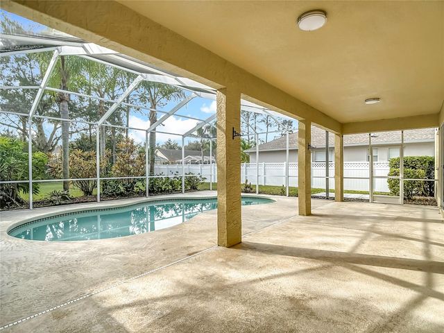 8708 BAY LAUREL COURT, Tampa, FL 33647