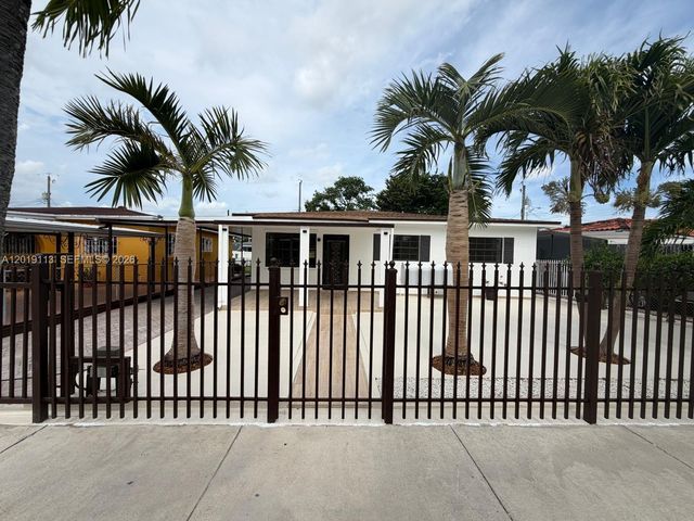 2541 W 10th Ave, Hialeah, FL 33010