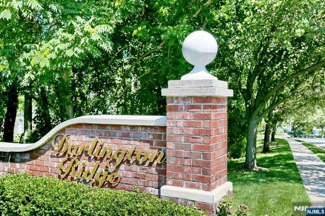 1093 Ash Drive, Mahwah, NJ 07430
