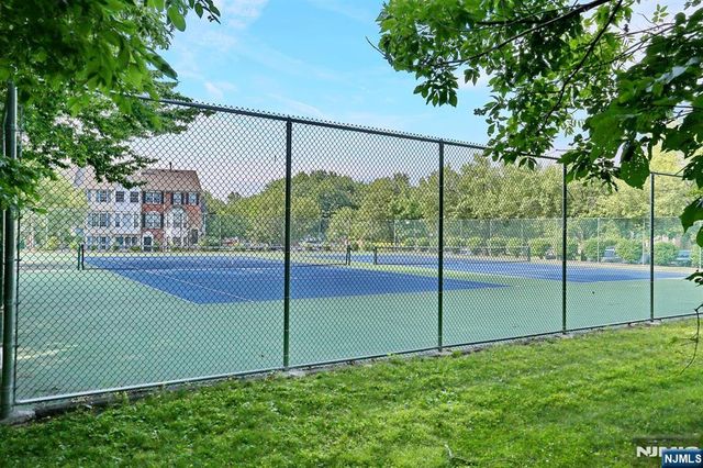 1093 Ash Drive, Mahwah, NJ 07430