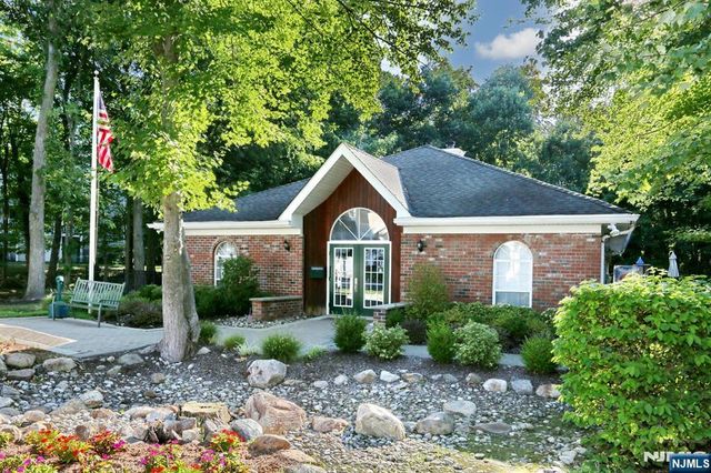1093 Ash Drive, Mahwah, NJ 07430