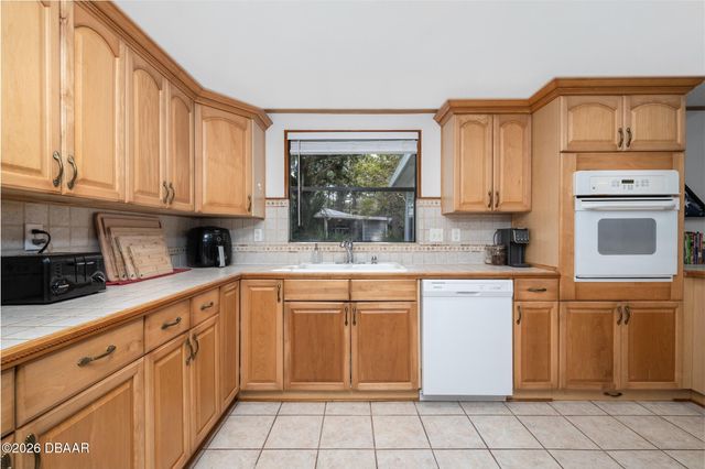 412 Schooner Avenue, Edgewater, FL 32141