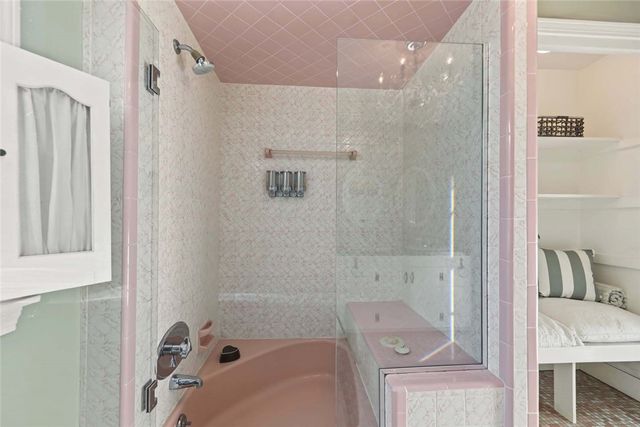 65 Sherman Avenue, Seekonk, MA 02771