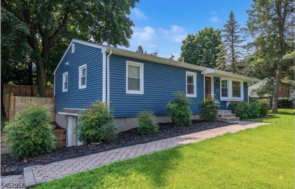 242 State Rt 94, Vernon Twp., NJ 07462 — exterior