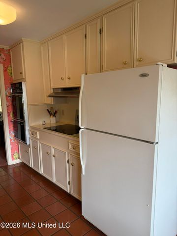 213 Forrest Drive, Natchez, MS 39120