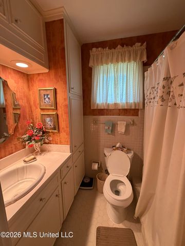 213 Forrest Drive, Natchez, MS 39120