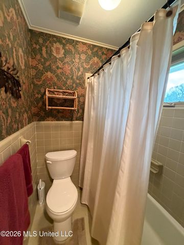 213 Forrest Drive, Natchez, MS 39120