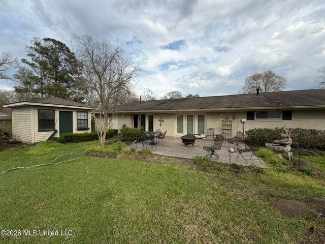 213 Forrest Drive, Natchez, MS 39120