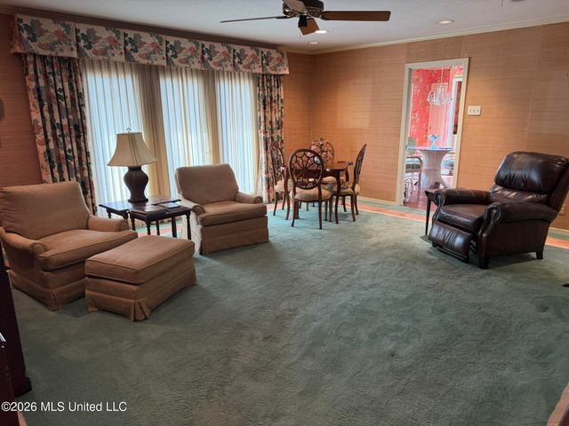 213 Forrest Drive, Natchez, MS 39120