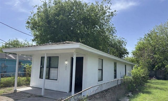 721 Elesa St, Corpus Christi, TX 78405