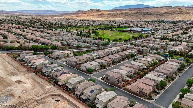 6844 Pivot Point Street, Las Vegas, NV 89148