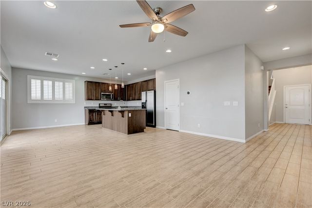 6844 Pivot Point Street, Las Vegas, NV 89148