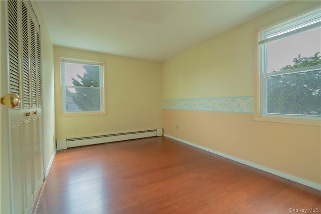 30 Segatogue Lane, South Setauket, NY 11720