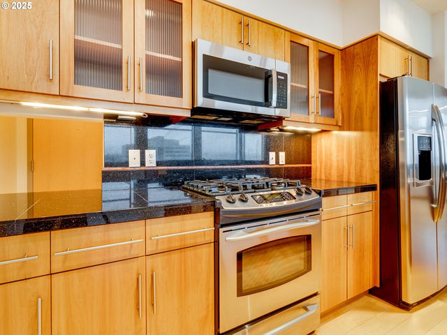 700 WASHINGTON St 1020, Vancouver, WA 98660