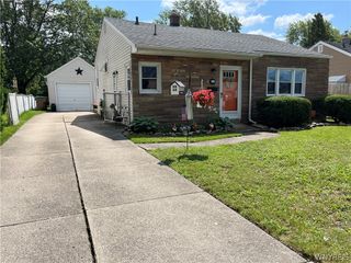 221 Commodore Terrace, Cheektowaga, NY 14225