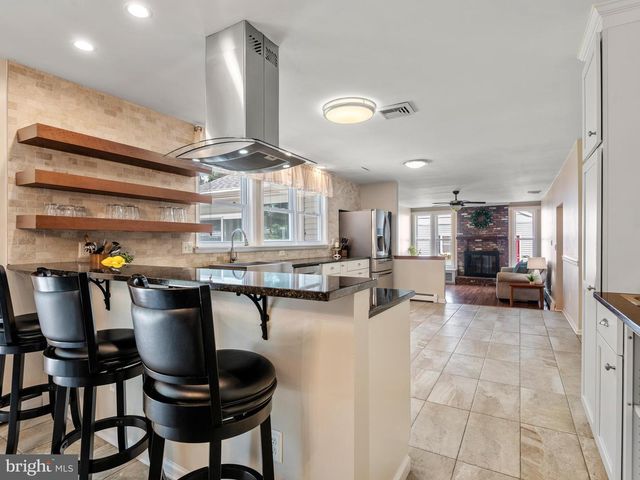 31 GLEN MANOR LN, Glenmoore, PA 19343