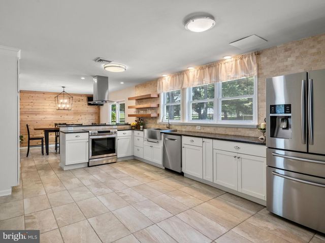 31 GLEN MANOR LN, Glenmoore, PA 19343