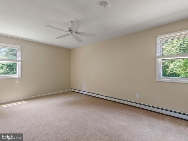 31 GLEN MANOR LN, Glenmoore, PA 19343